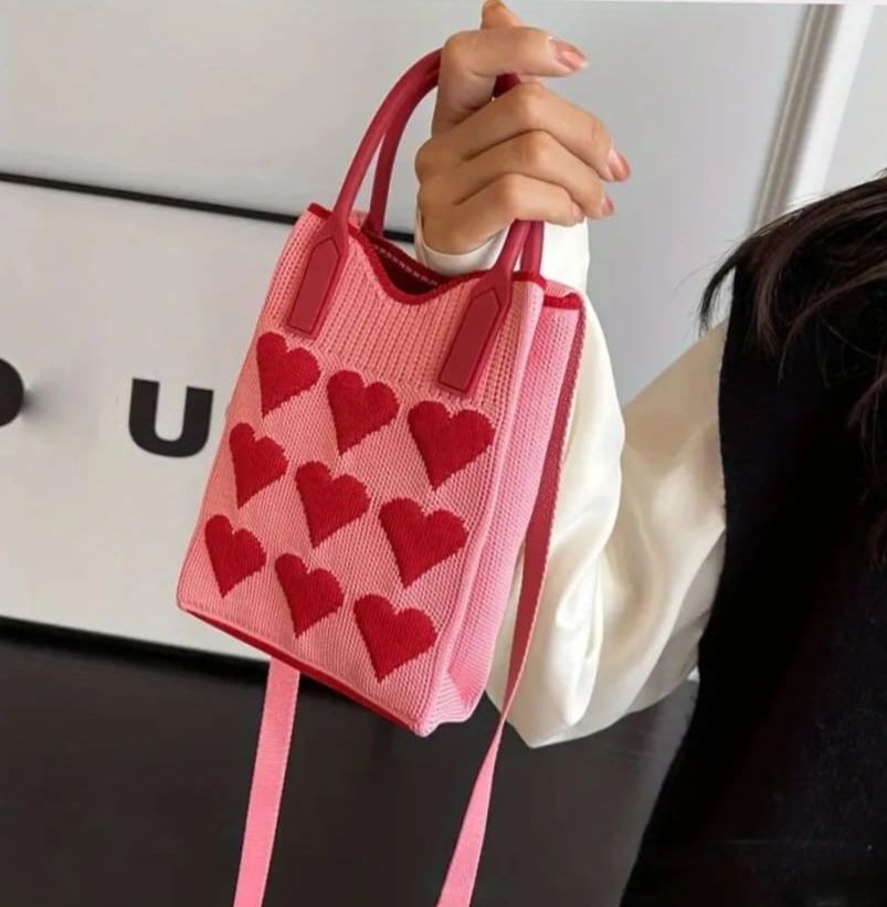 CARTERAS CON TEJIDO DE PUNTOS