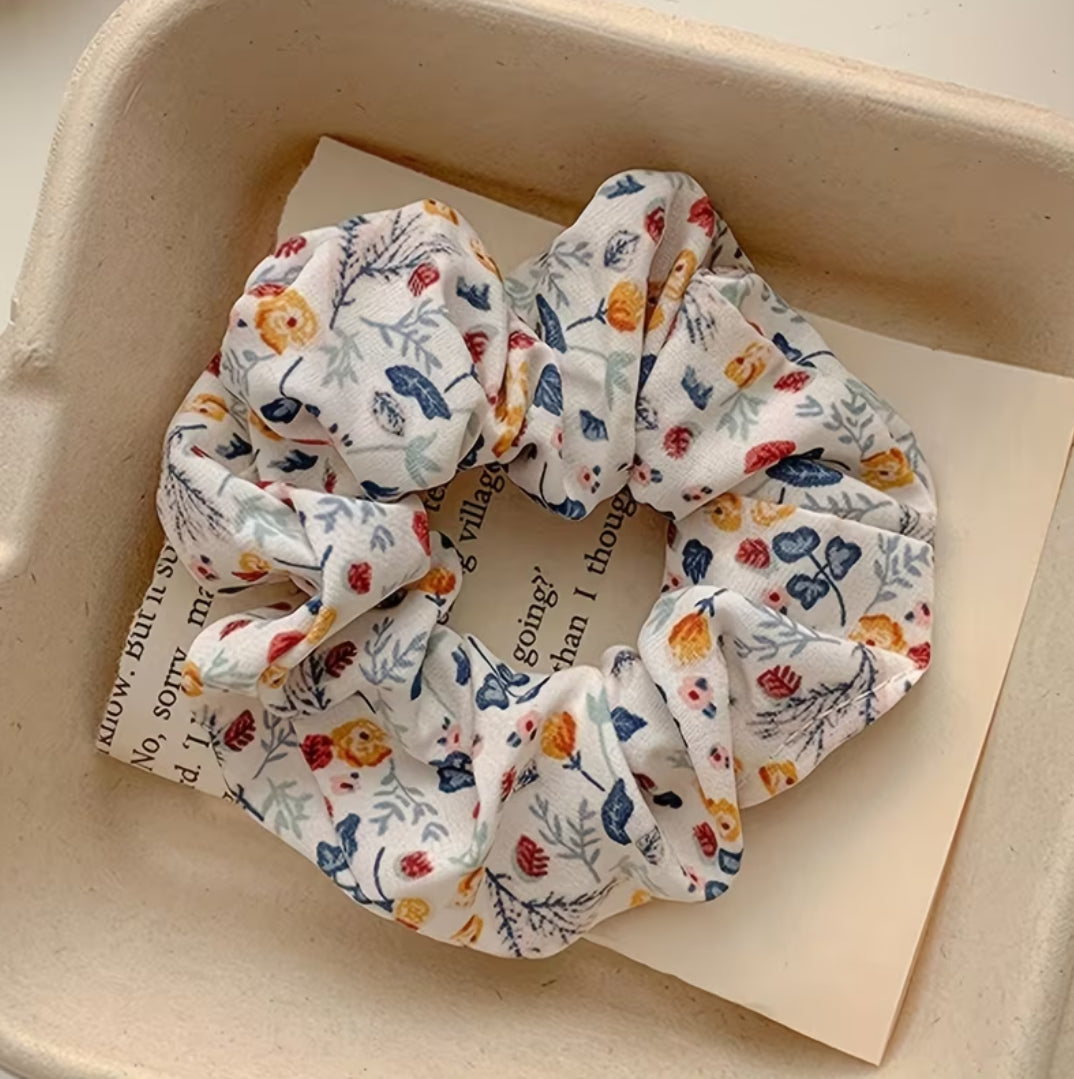 Scrunchies de pelo floral multicolor