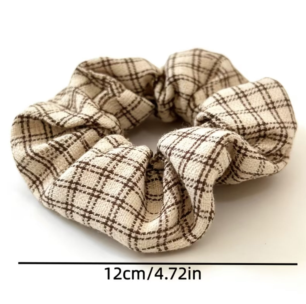 Scrunchies de pelo marrones
